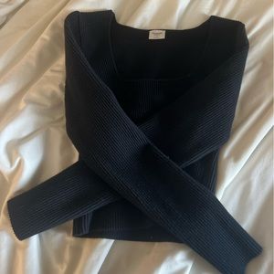 Abercrombie black top